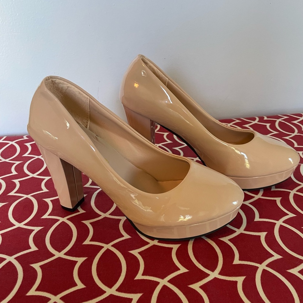 Shishangjinzi Platform Pumps, Size 41, US Size 10